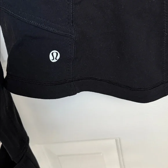 Lululemon used Women's Black Zip-Up Jacket. - Picture 9 of 9